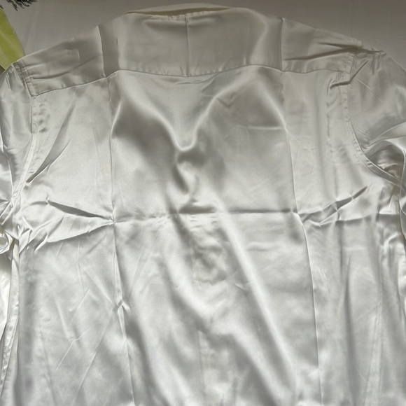 ⭐️nwt COOFANDY Long Sleeve Satin Silk Like Dress Shirt⭐️ - Picture 9 of 10